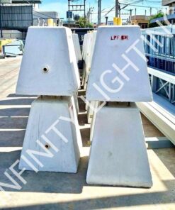 งานตอม่อฐานรากเสาไฟ ขนาด 400×700×800mm.  ระยะน็อต 250mm. (สำหรับเสาไฟสูง 6 เมตร)