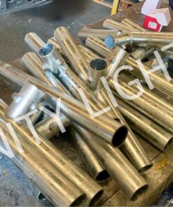 งานเสาไฟพับได้ สูง 4 เมตร กิ่งเดี่ยว และ กิ่งคู่ ชุบกัลวาไนซ์ (ตามแบบลูกค้า)