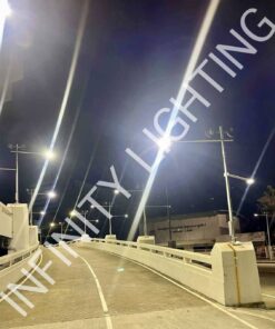 งานเสาโพสท็อป สูง 3-4 เมตร กิ่งเดี่ยว พร้อมกิ่งสำหรับยึดป้าย + Service door กันน้ำ ชุบกัลวาไนซ์ (ผลิตตามแบบลูกค้า)