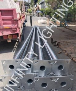 งานเสากลม 4" สูง 8 เมตร กิ่งเดี่ยวยื่น 1 เมตร ชุบกัลวาไนซ์ พร้อมโคมถนนโซล่า 80W